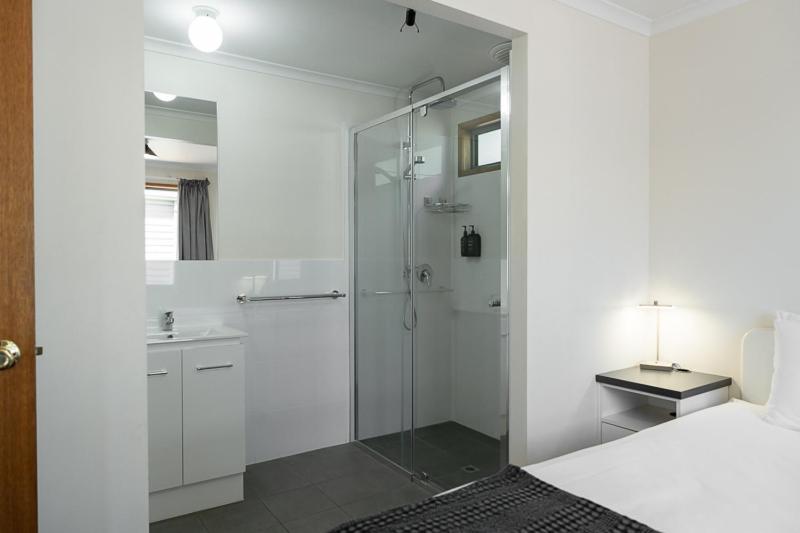 Adelaide Caravan Park - Aspen Holiday Parks Номер фото